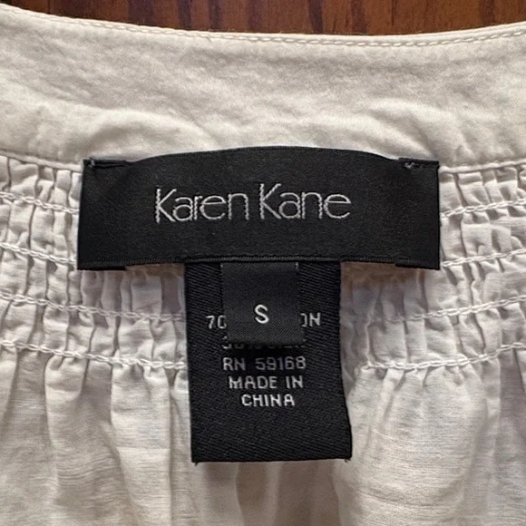 Karen Kane White and Blue Embroidered Blouse - Picture 2 of 3